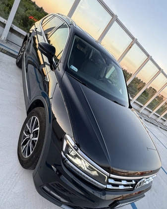 Volkswagen Tiguan cena 151500 przebieg: 102093, rok produkcji 2020 z Warszawa małe 191